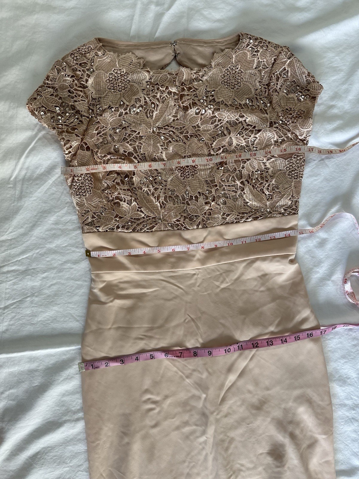 JS Collections Sequin And Floral Embroidered Cap Sleeved Gown Size 6 #B84