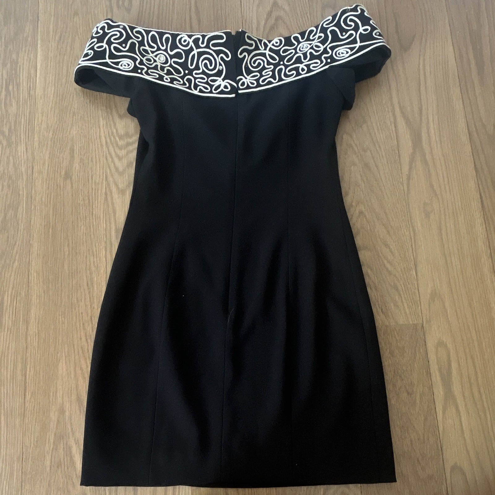 Saks Fifth Avenue Black/White Sheath Off Shoulder Knee Dress Embellished 8