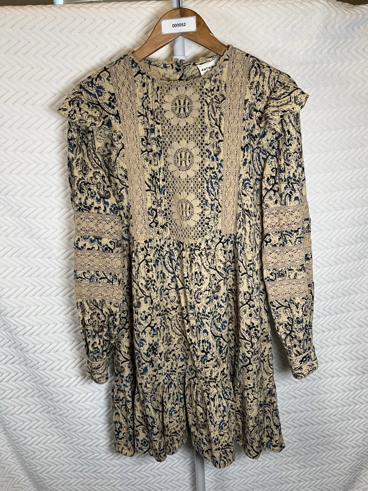 Antik Batik Mary Dress Women’s L 42 Boho Crochet Lace Cotton Mini Beige Blue
