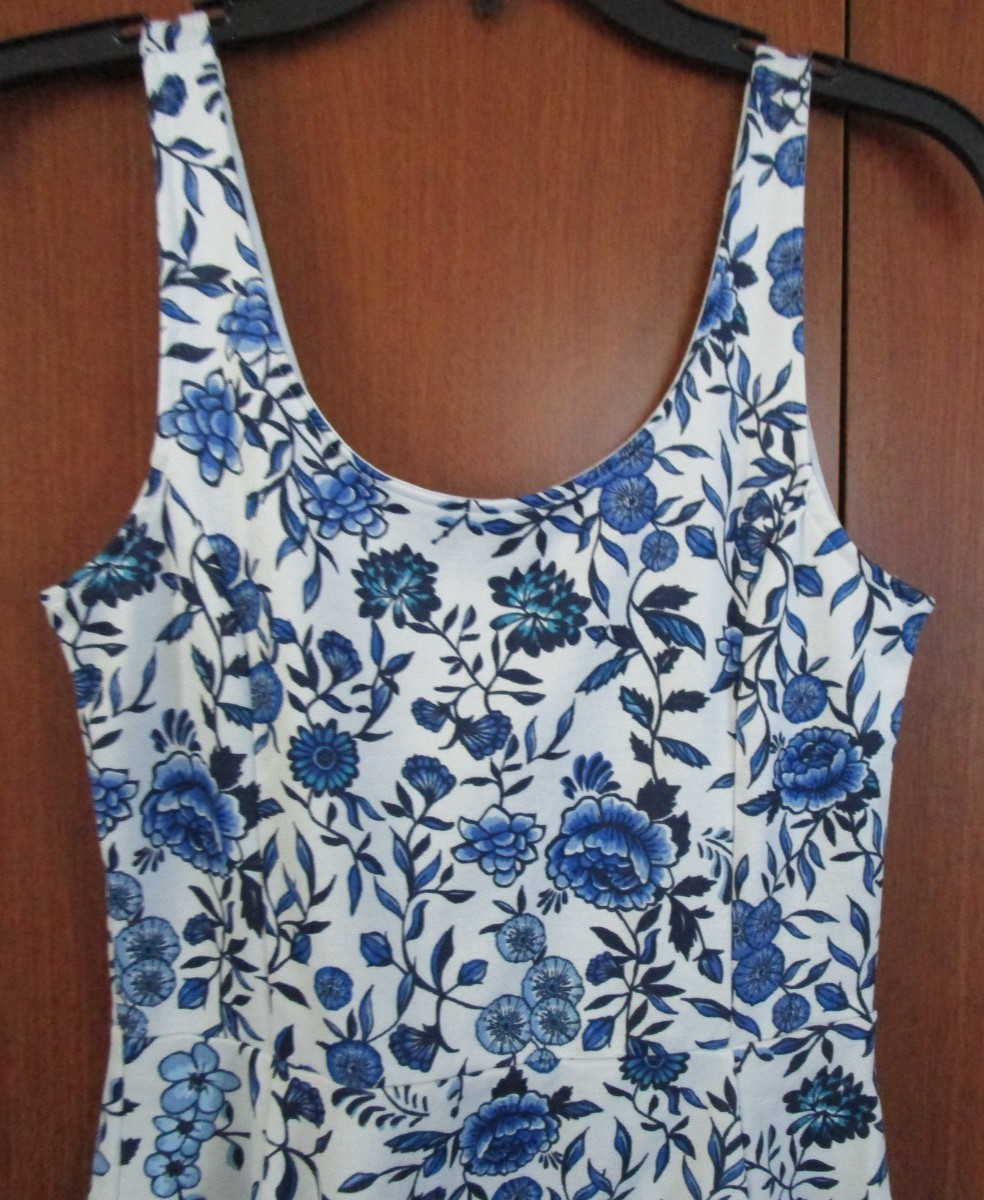 Divided Summer Floral Dress Sz 8 Polyester Elastane Bust 30 Length 32 in