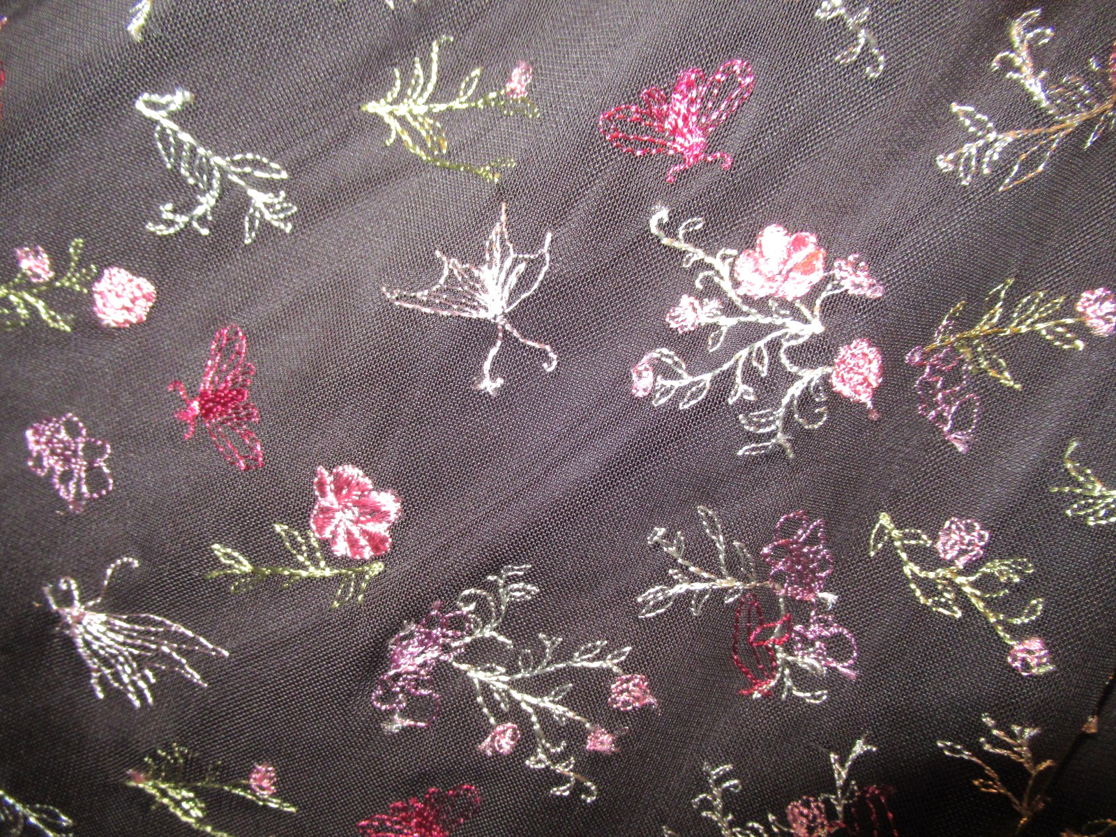Hot Topic Thorn & Fable Plus 2/2X Black Floral Embroidery Slip Dress Pockets