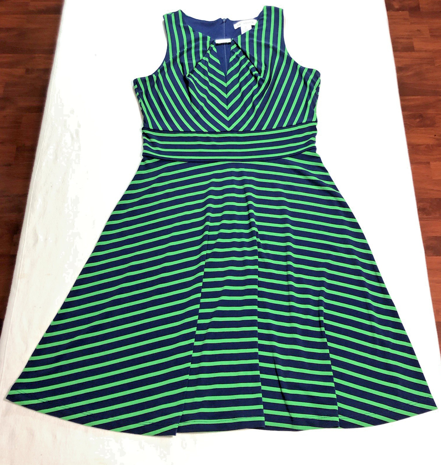 Liz Claiborn Size 6 Navy And Green Stripped Sleeveless A Line Dress