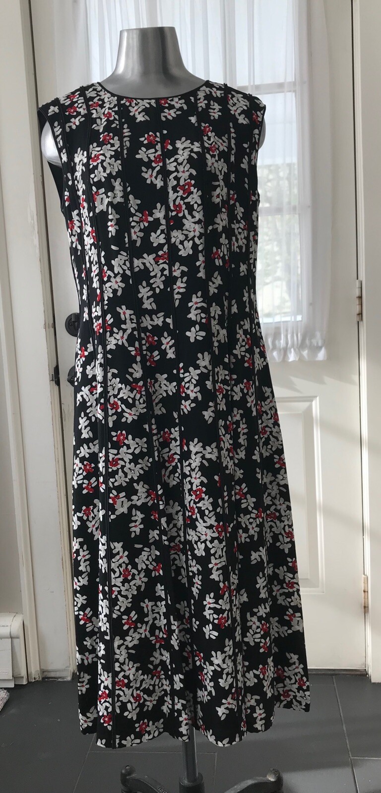 NWT, La Fayette , Size 6 Dress