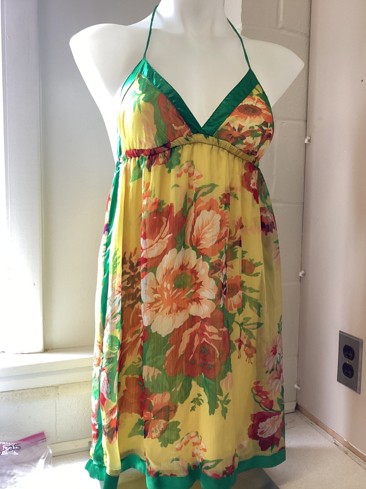 Double Zero yellow floral halter tie mini dress womens sz Medium