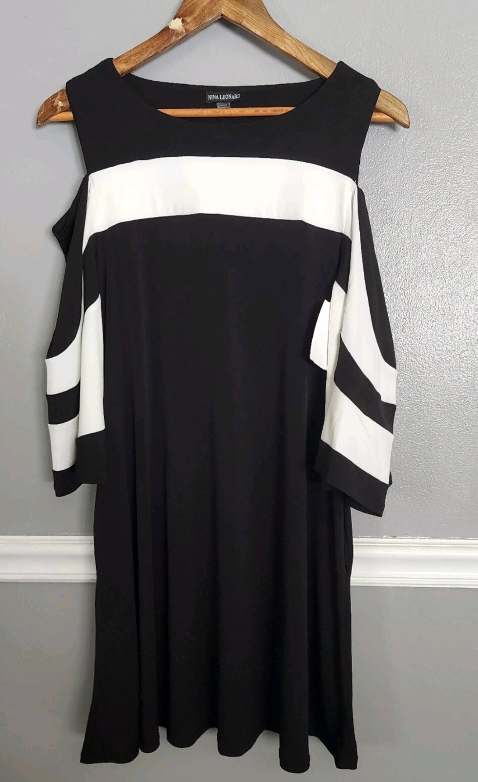 Nina Leonard Dress Women Medium Black White Trim Half Sleeve Cold Shoulder S