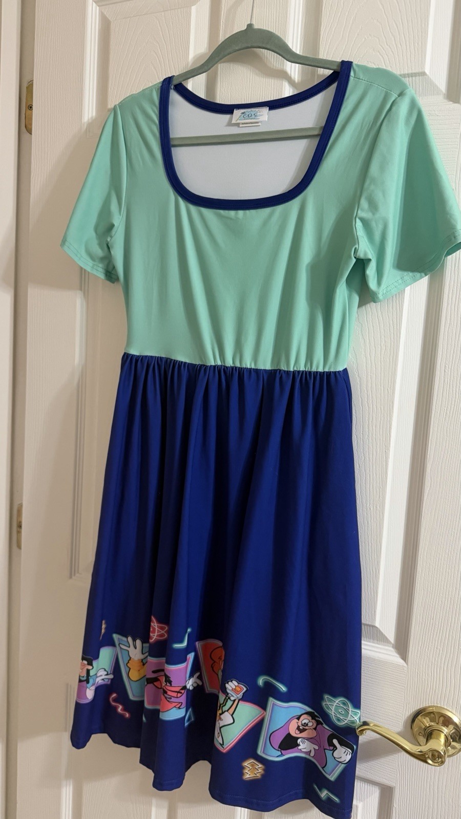 Enchanted Dress Shop Dress Size Small-Max Goofy Movie