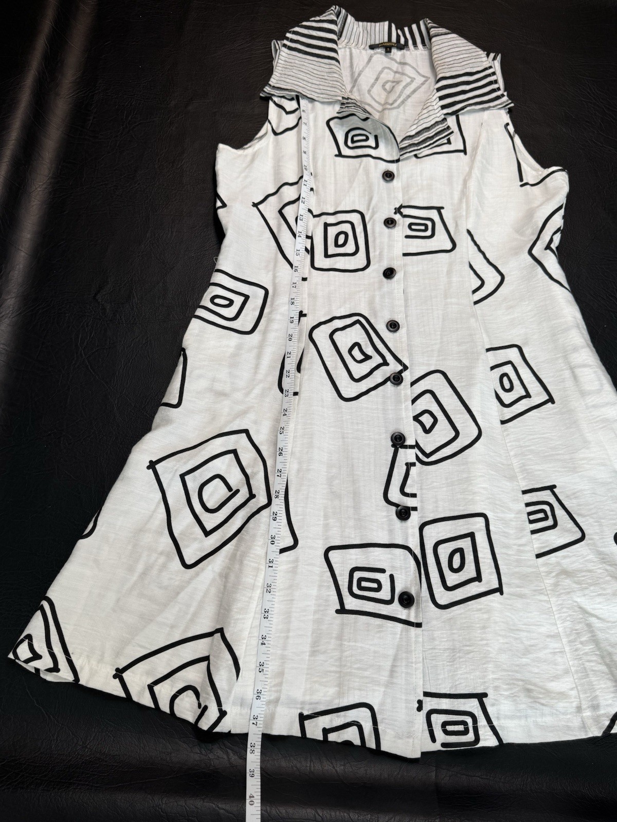 Radzoli Abstract Print Sleeveless Button Front Swing Dress White Black Sz S Art