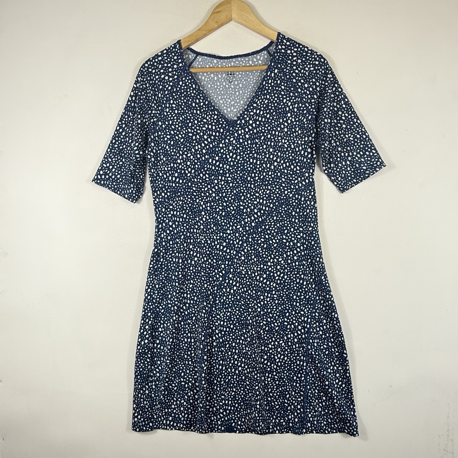 Title Nine Buttah Dress Womens Medium Navy Blue White Dot Travel Casual Pocket