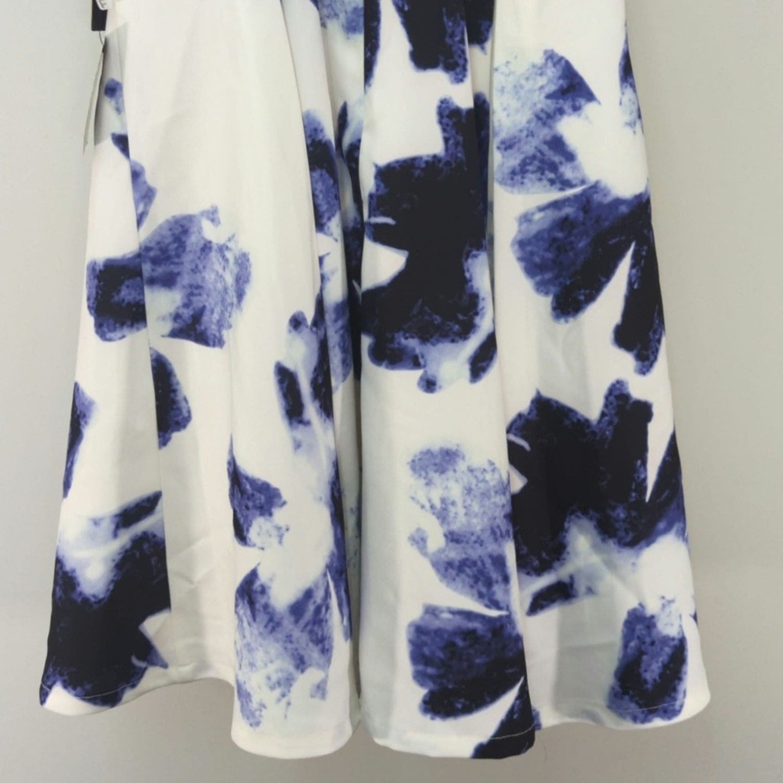 Lulus Seeing Chic Blue and Ivory Print Mini Skater Dress Size S NWT