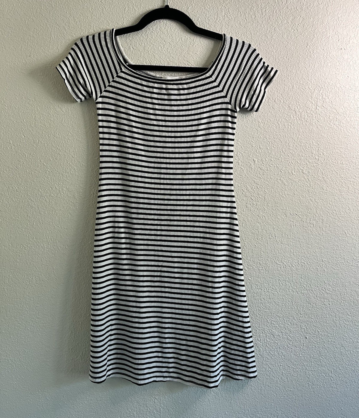 Cooperative Black & White Striped T-Shirt Dress Scoop Neck Stretch Knit M