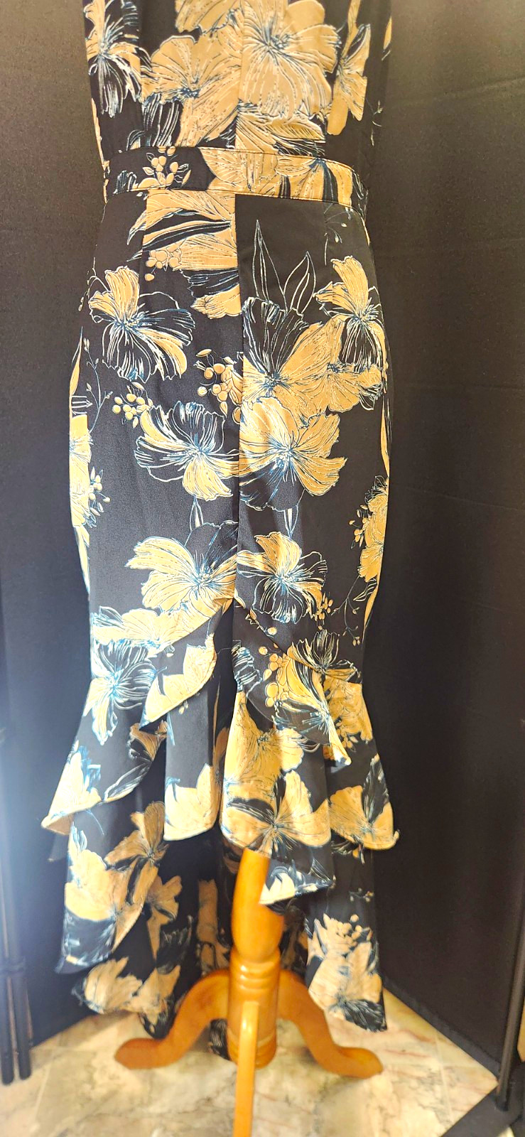 Lulus Women’s Size S Black Beige Floral Hi-Low Maxi Slip Dress Ruffle Hem