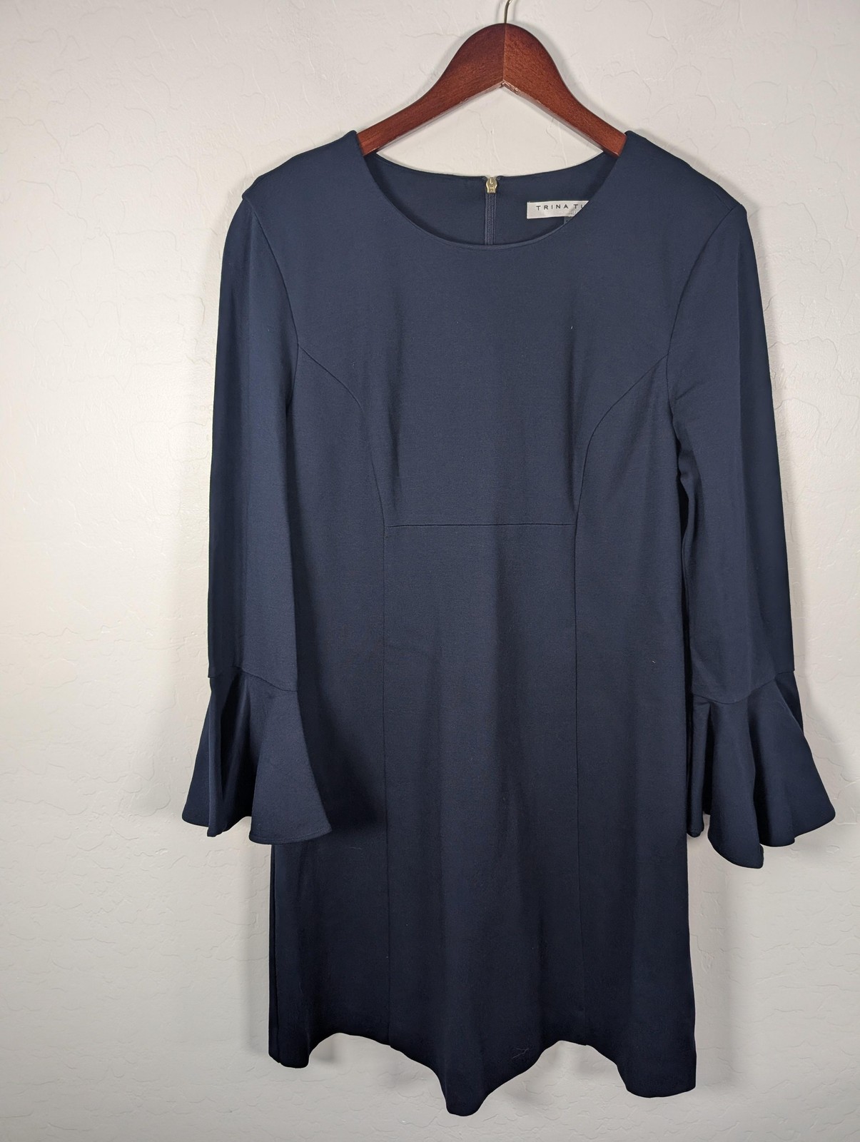 Trina Turk Dress Womens 12 Navy Blue Bell Sleeve Ruffle Cuff Sheath Knit Lined