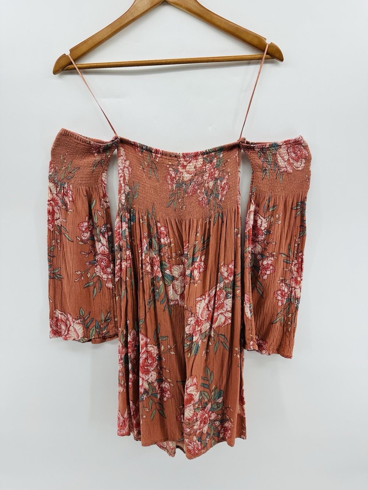 Billabong Off The Shoulder Floral Mini S Boho Festival Peasant SmockedDress HH27