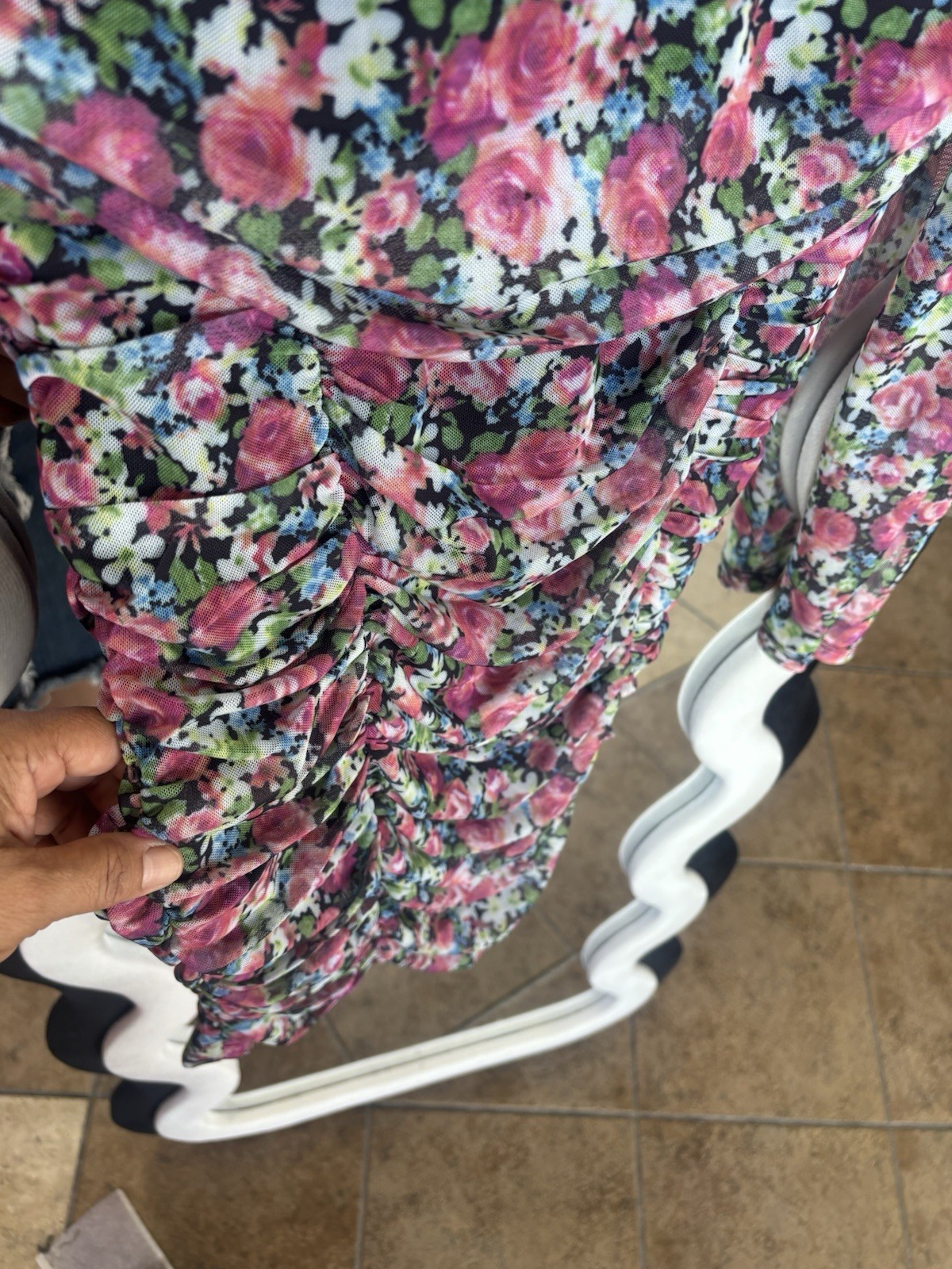 ASTR The Label Pink Floral Ruched V-Neck Puff Long Sleeve Bodycon Dress M