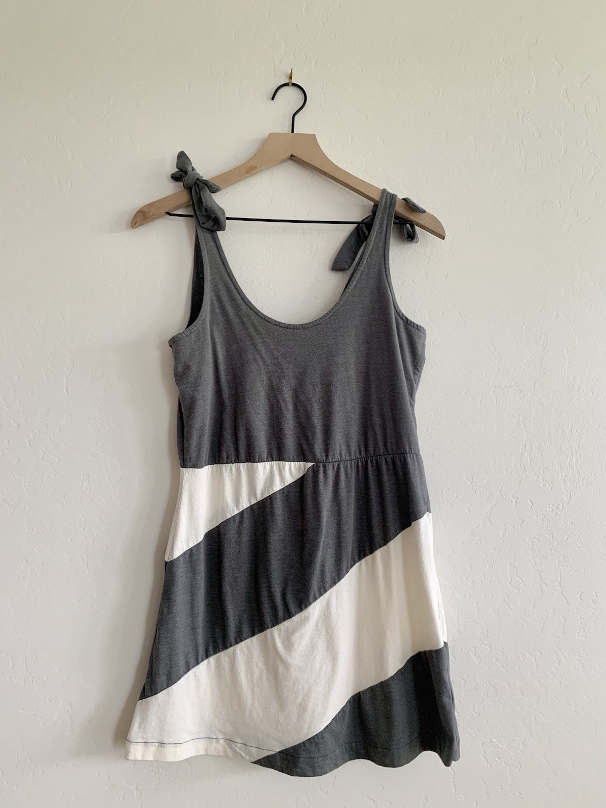 Roxy – Y2K Summer Dress with Tie Straps