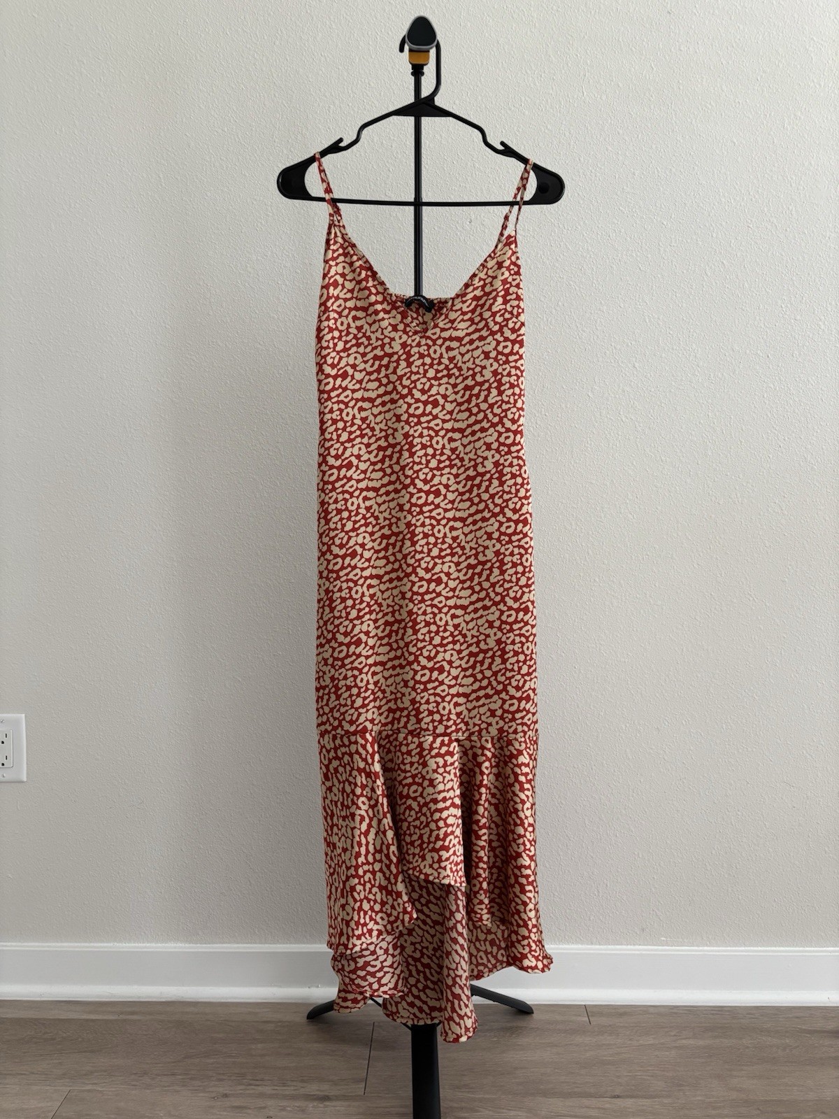 PrettyLittleThing Red Leopard Print FishTail Midi Dress – Size 6