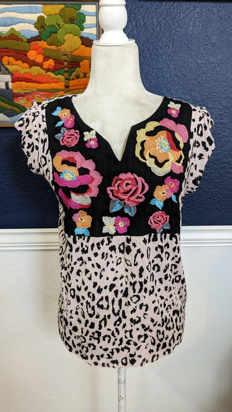 Savanna Jane Short Sleeve Animal Print Embroidered Floral Top Sz Large L
