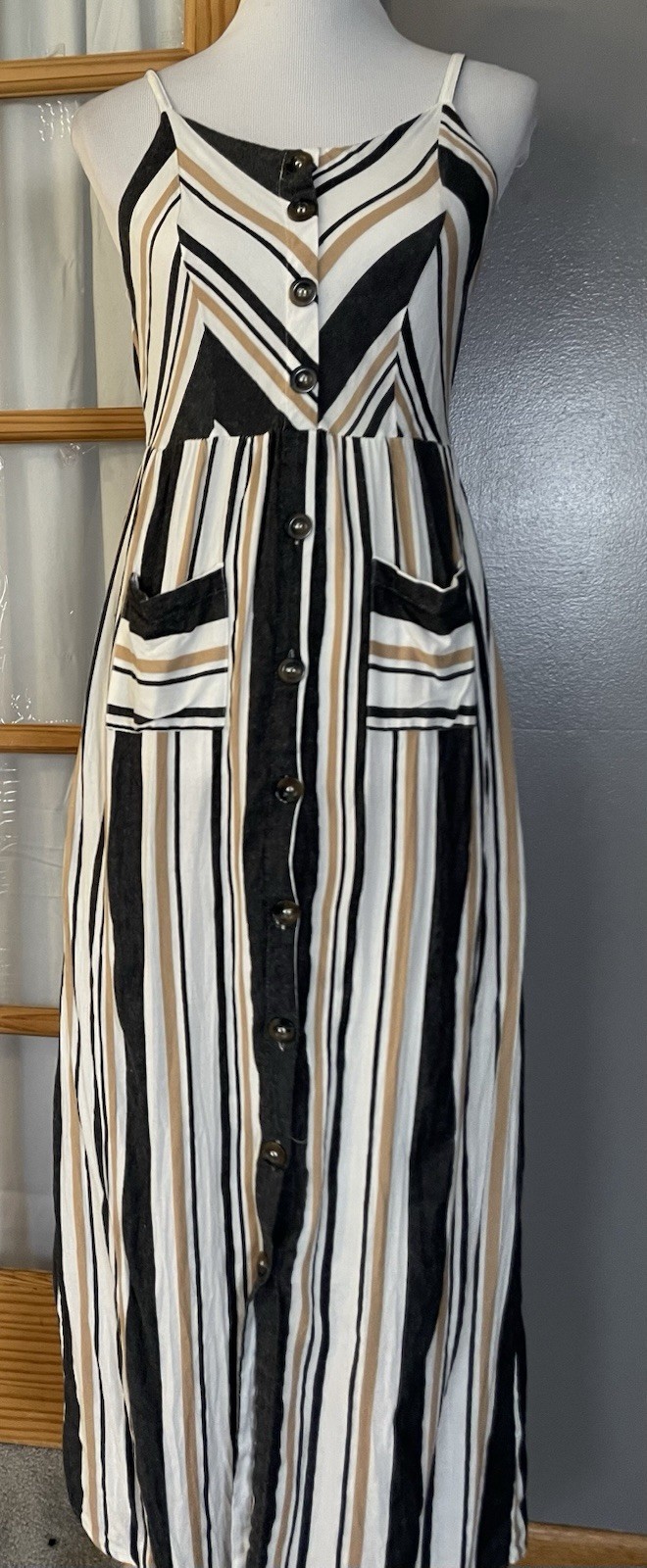 Blush Striped Button Front Midi Dress Sz M Black Tan Pockets Casual Beach Party
