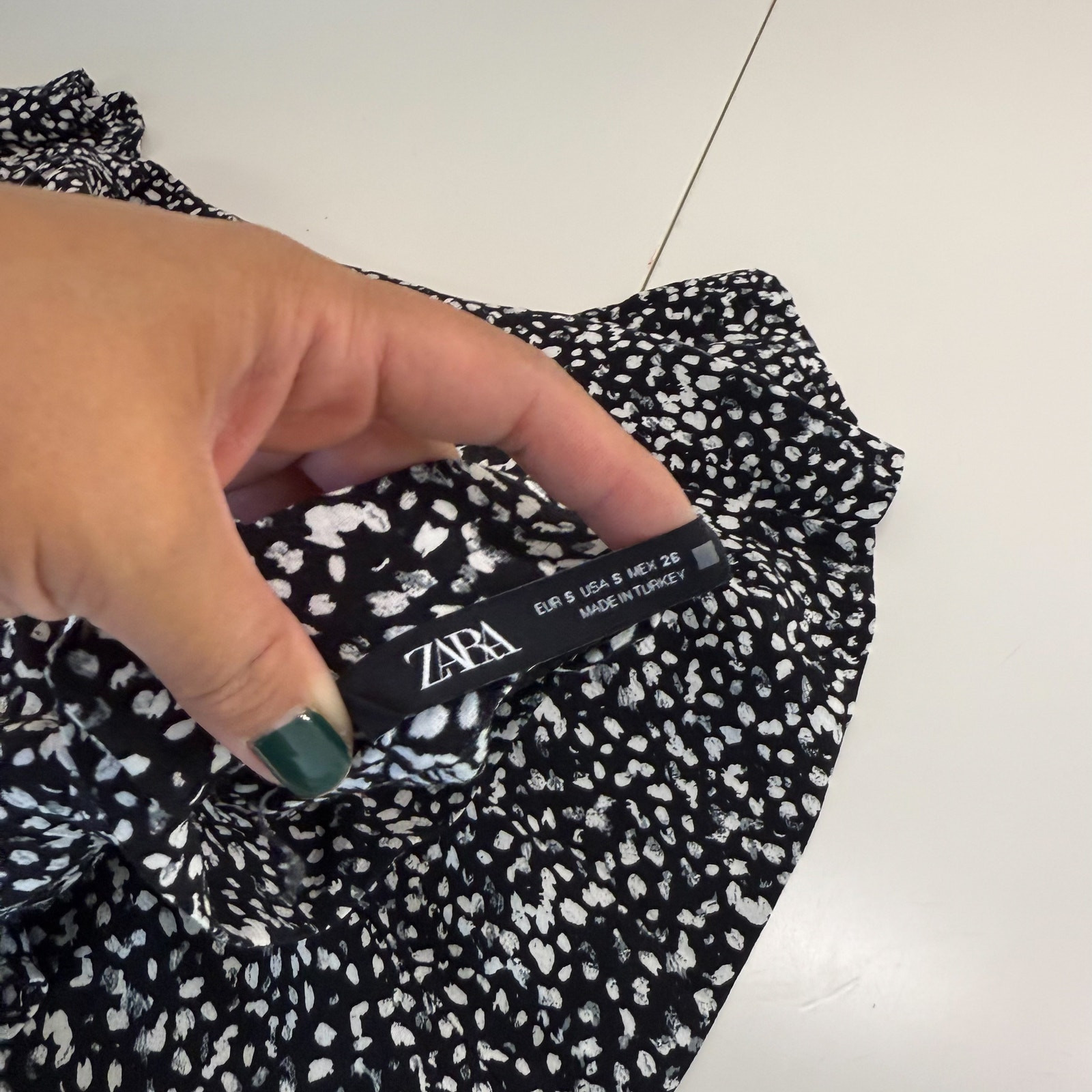 Zara Womens Size S Mini Fit & Flare Shoulder Pad Dress Black White Spotty Print