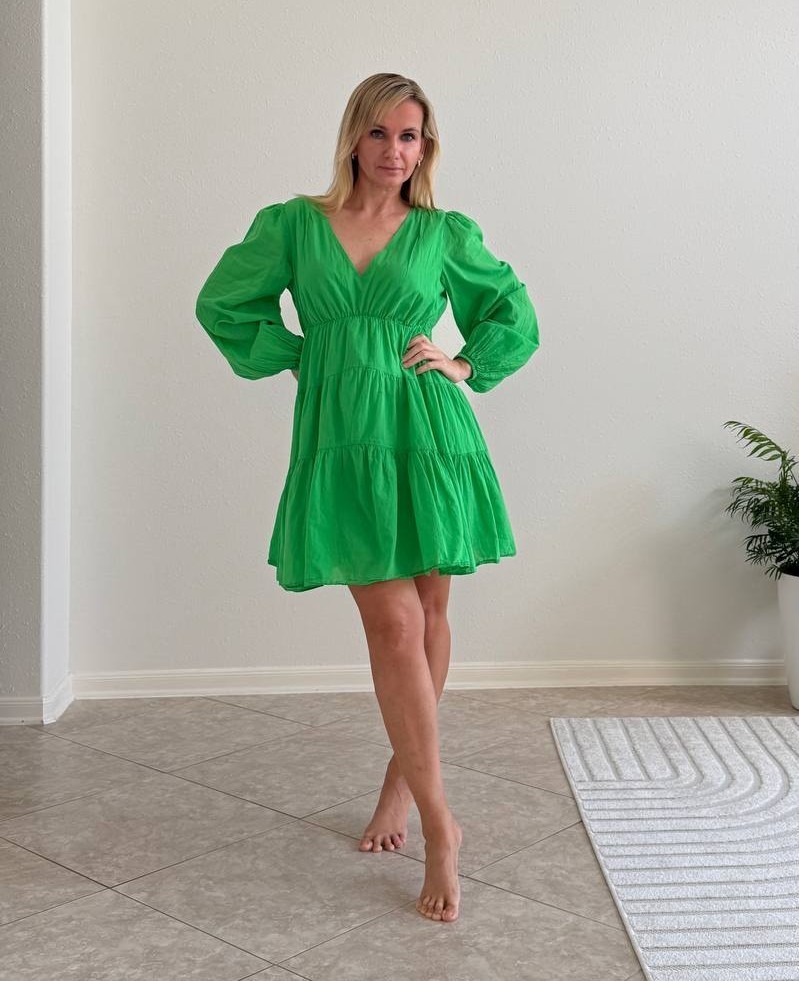 Trina Turk Kelly Green Cotton Tiered Mini Dress Women’s L Balloon Sleeve Boho