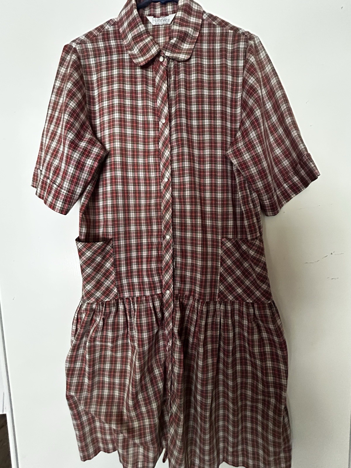 Vintage At Home Wear red /green Pearl Snap Botton Down plaid midi shirt dress