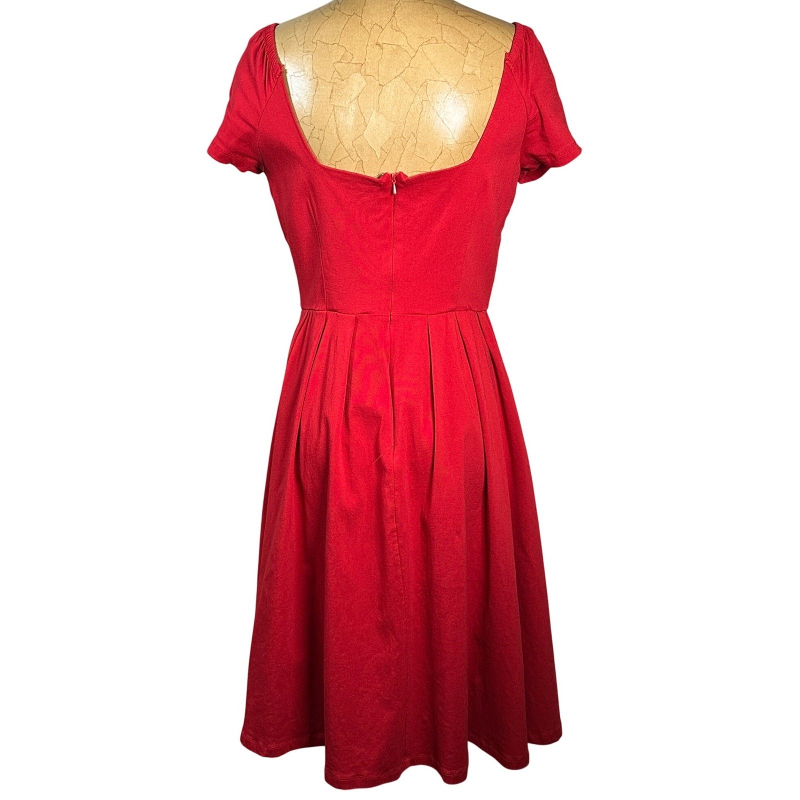 Unique Vintage Red Fit and Flare Rockabilly Dress Sweetheart Neck Pinup L 10-12
