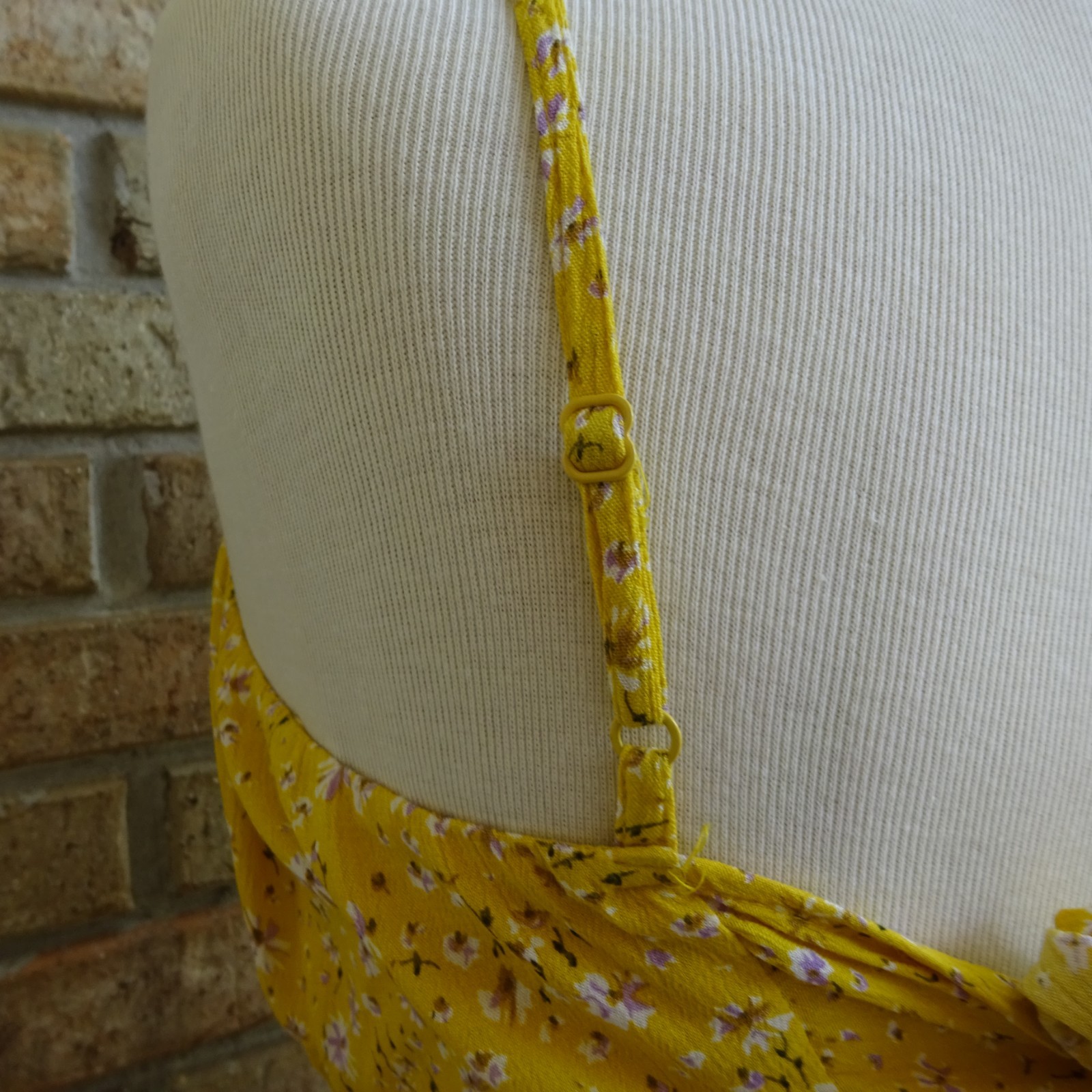 Sim & Sam Yellow Floral Rayon Tie Back Midi Dress Small Cutout Sundress