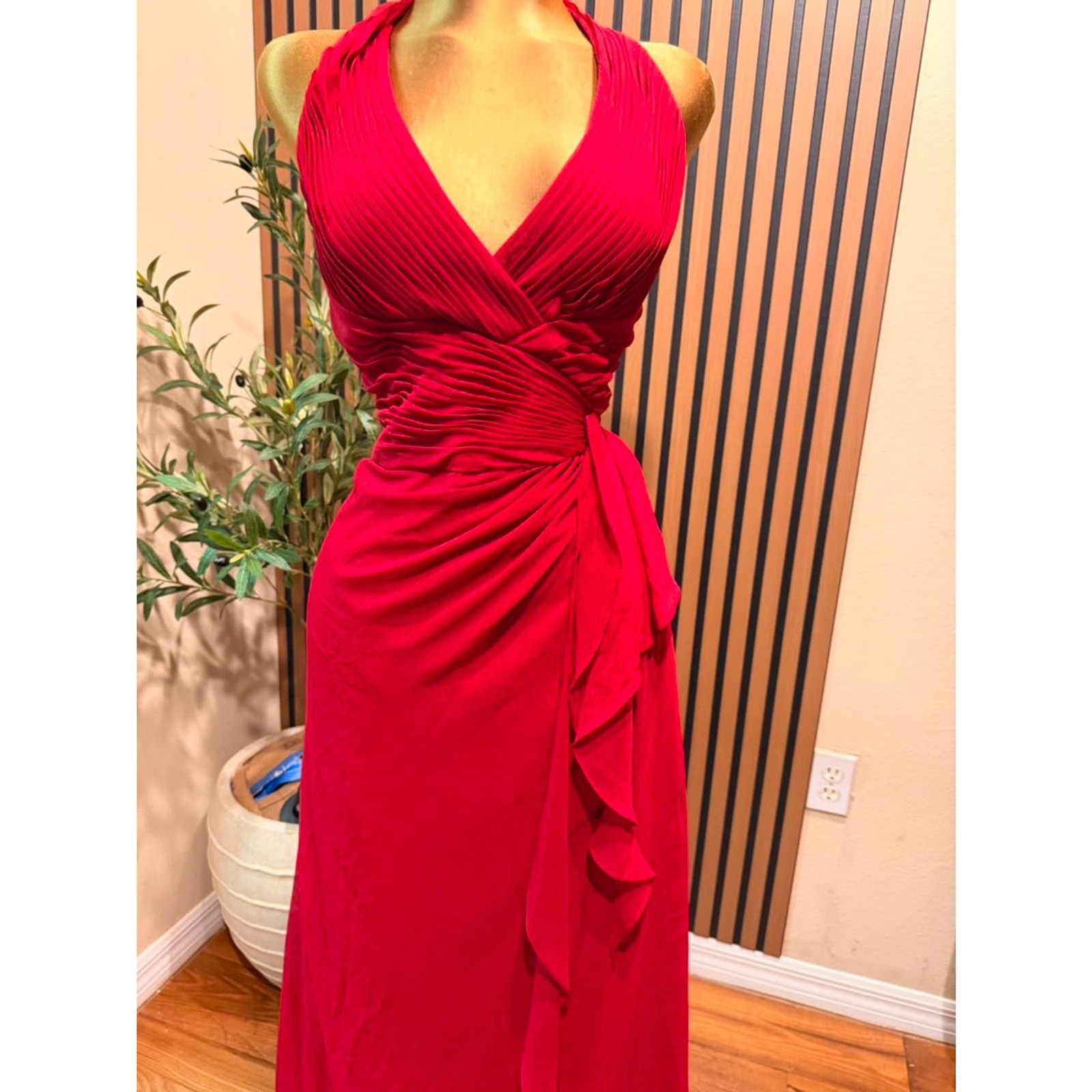David’s Bridal Red Halter Ruched Formal Maxi Dress Size 12