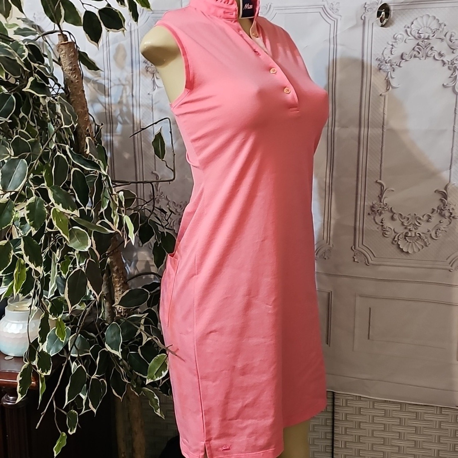 Peter Millar NWT Stand Up Ruffle Collar Coral 5 Button Dress With Back Pocket