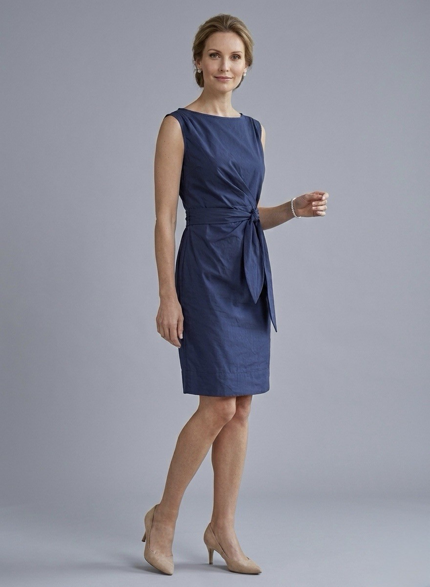 Diane von Furstenberg DVF Bateau Neck Navy Blue Wrap Dress size 8 Party Cocktail