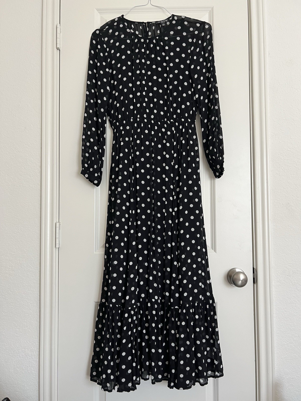 New J.Crew Long-sleeve chiffon midi dress in dot print Size S 52” Long