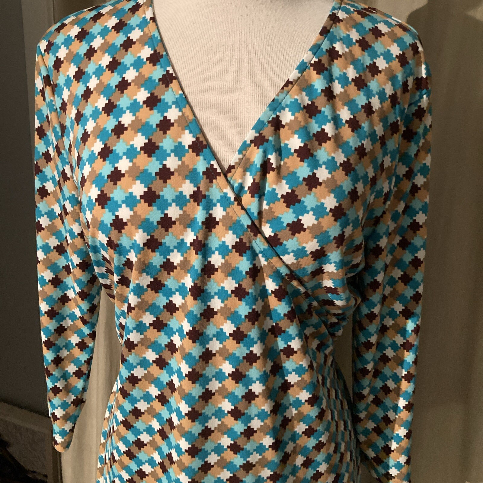 Monroe & Main Geometric Green, Tan, Teal and White Faux Wrap Dress Size Large