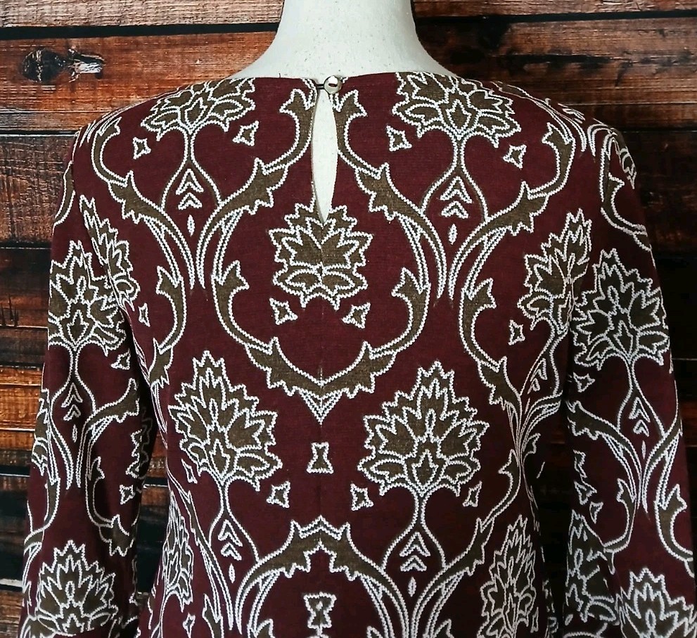 RN Studio Ronni Nicole Dress Small Damask Print Bell Sleeve Keyhole Knit NWT $74