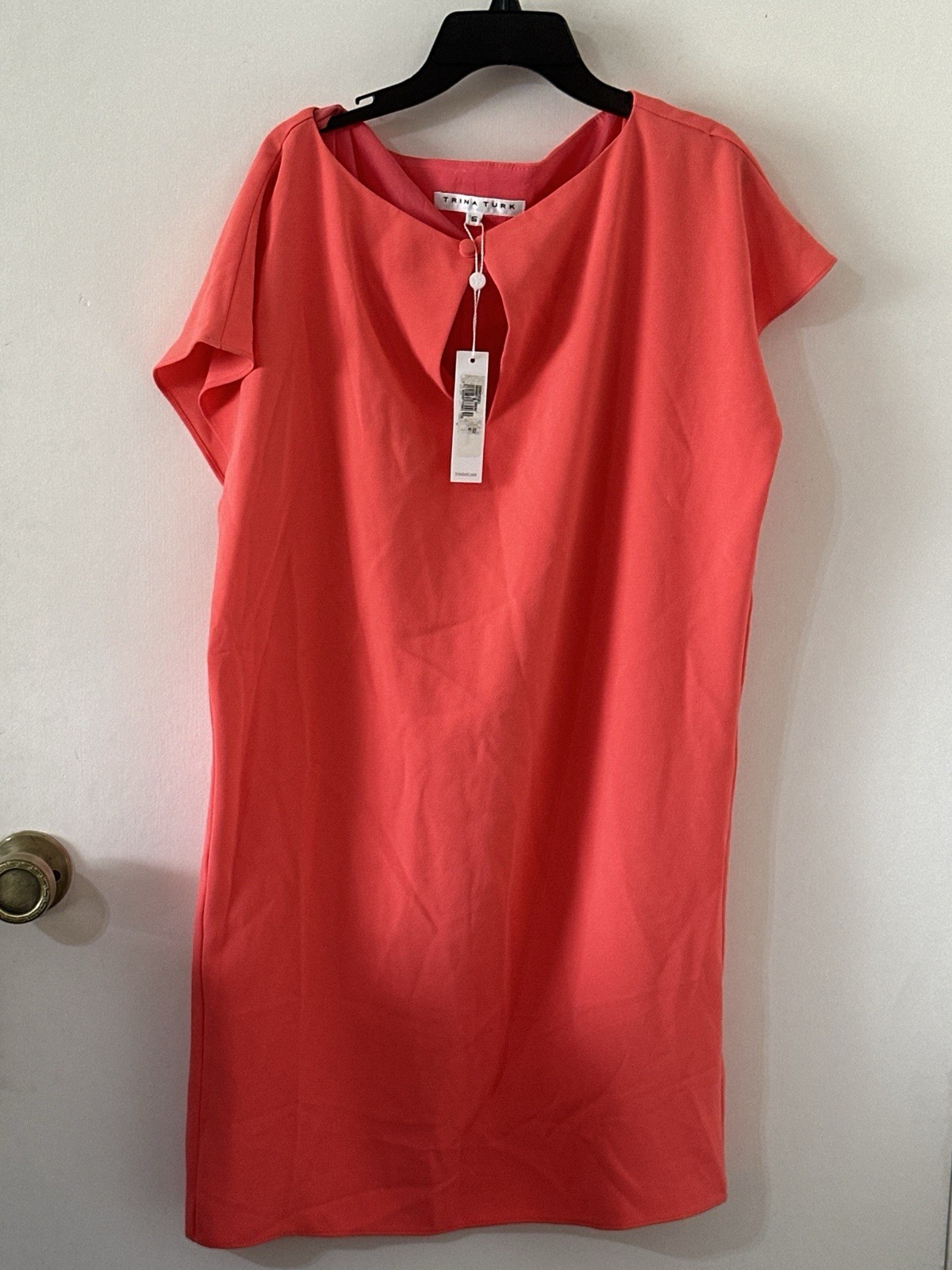 NWT Trina Turk Women’s Coral Sheath Dress Short Sleeve Size S