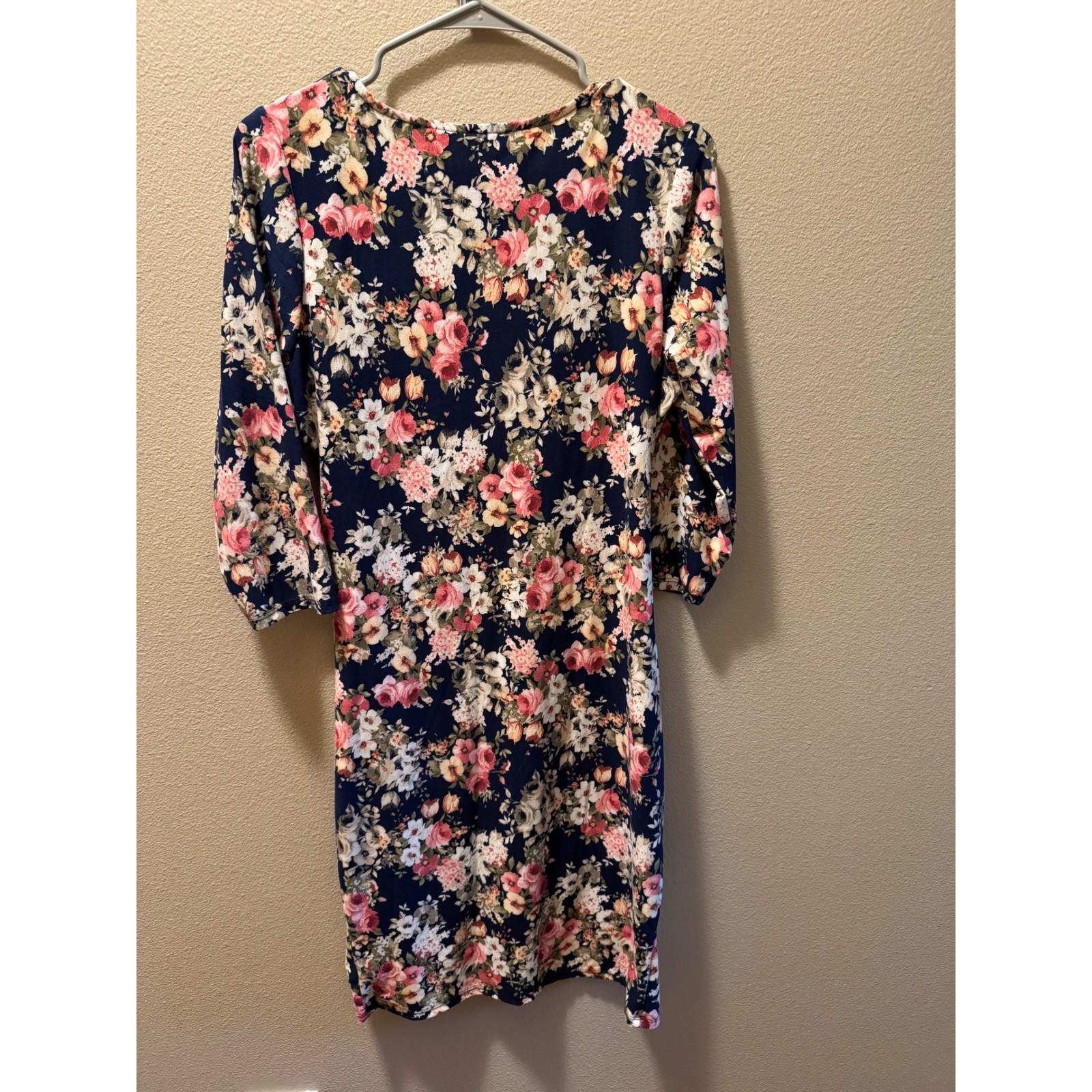 Pulse Boutique Caught Up In A Romance Floral Dress Navy Pink Large NWT