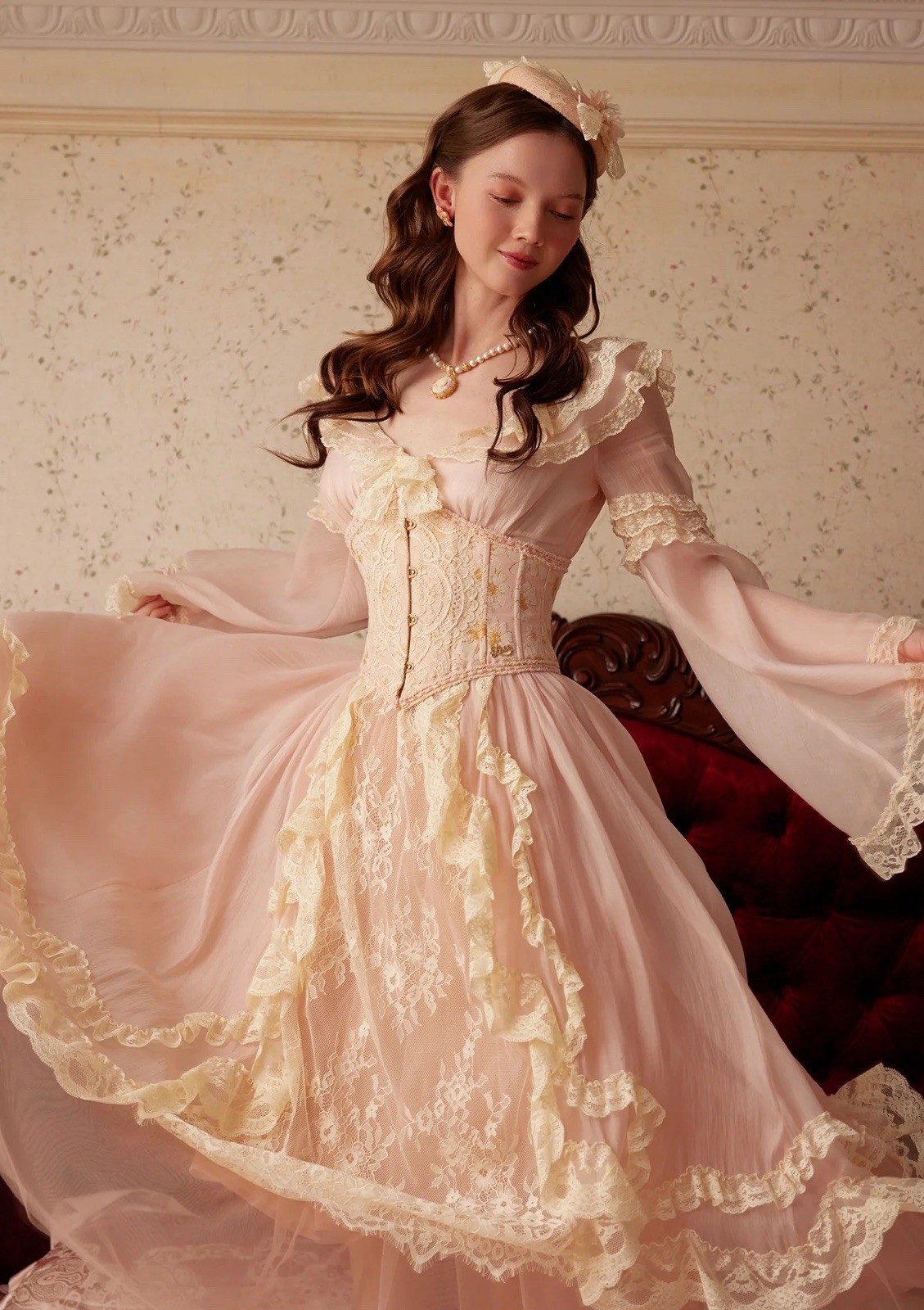 NEW LaceMade Princess Seraphina Dress Size M