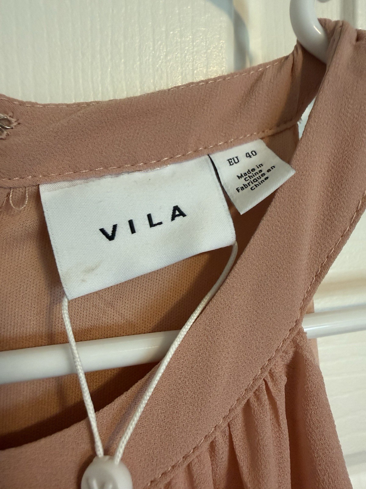 VILA Pink Halter Neck Chiffon Maxi Dress Lace Waist Zip Closure EU 40