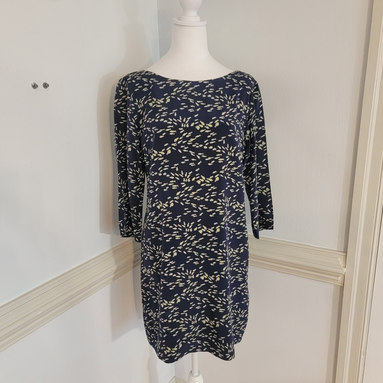 Britt Ryan 100% Silk Fish Print Shift Dress Navy 3/4 Sleeve Women’s Size 8
