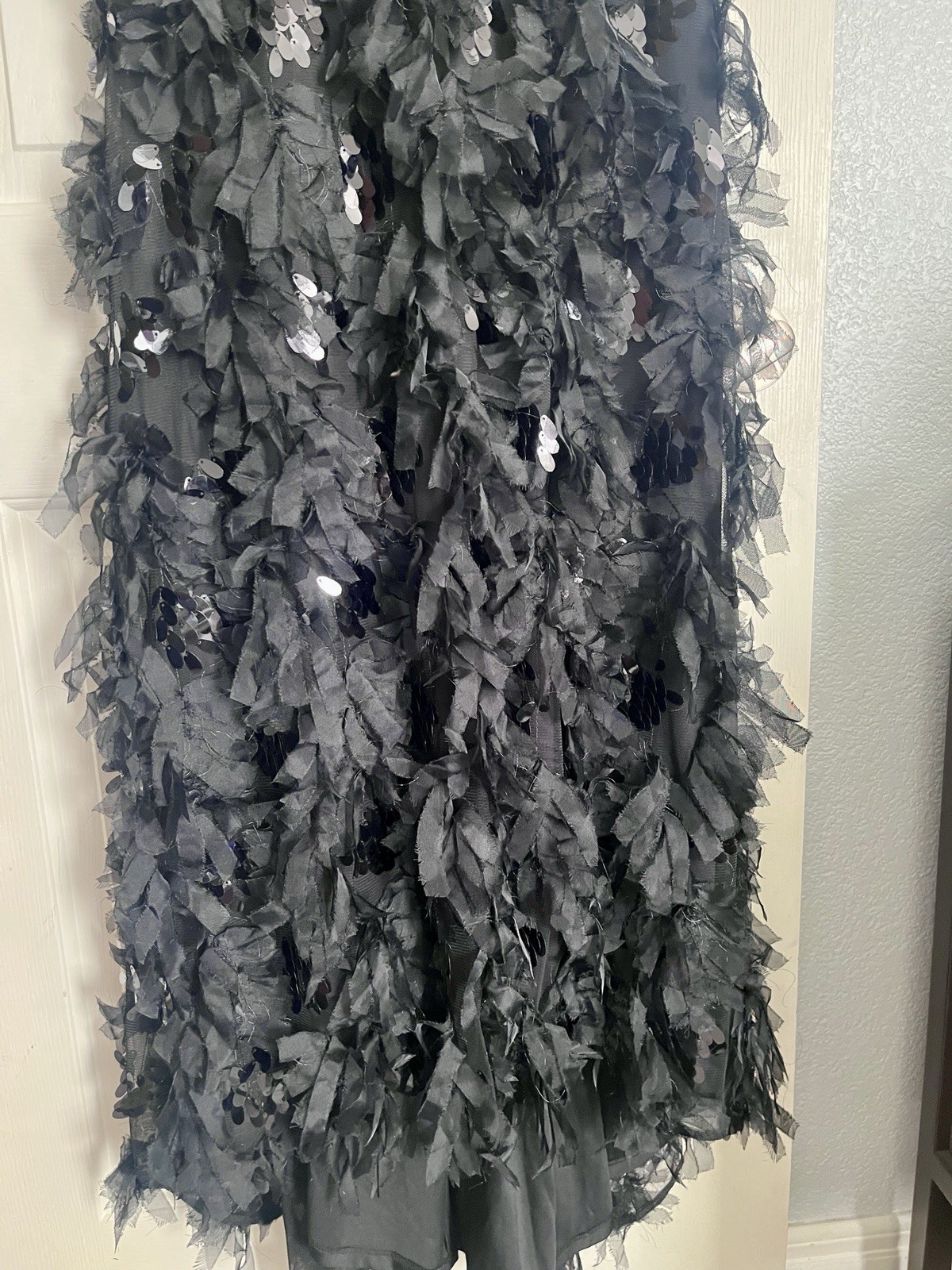 JS Collections Black Long Sleeveless Round Neck Hi-Low Ruffle Sequin Gown Sz 4