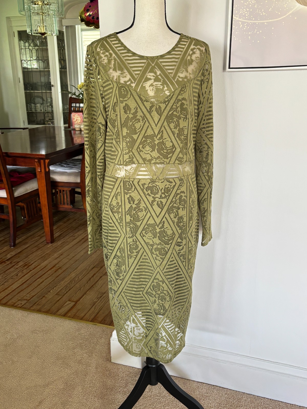 Material Girl Bodycon Midi Sz XL Olive Green Patterned Lace Illusion
