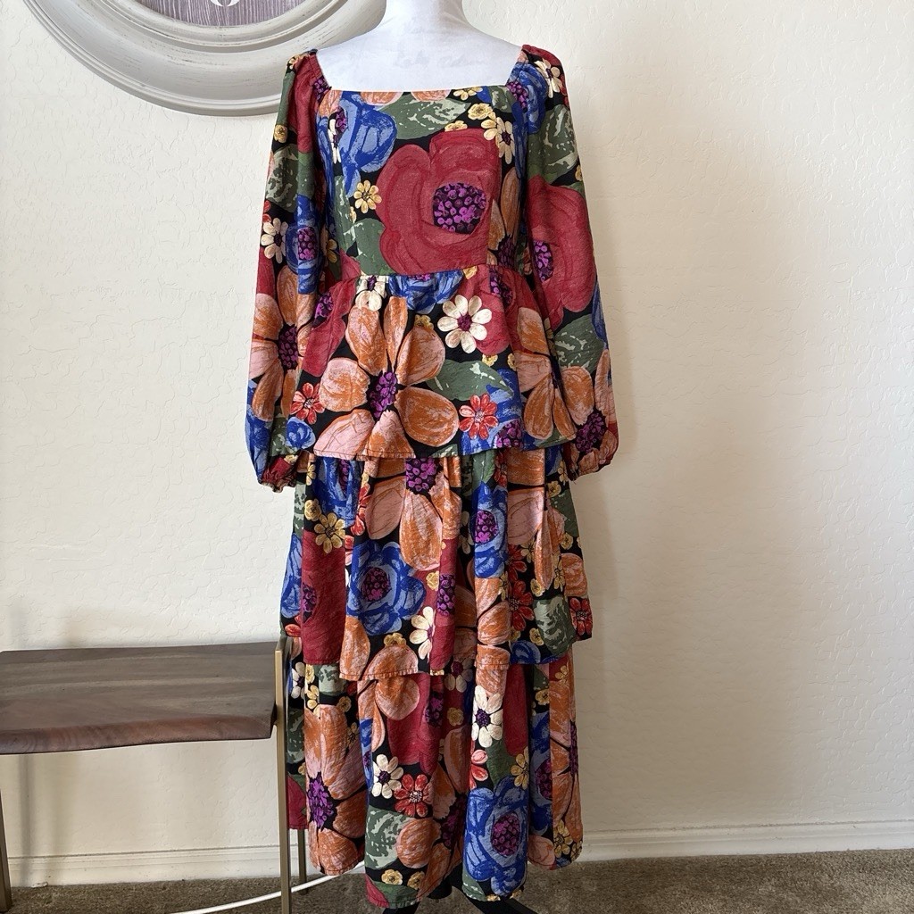 Oddi Multicolor Floral tiered boho style dress. S
