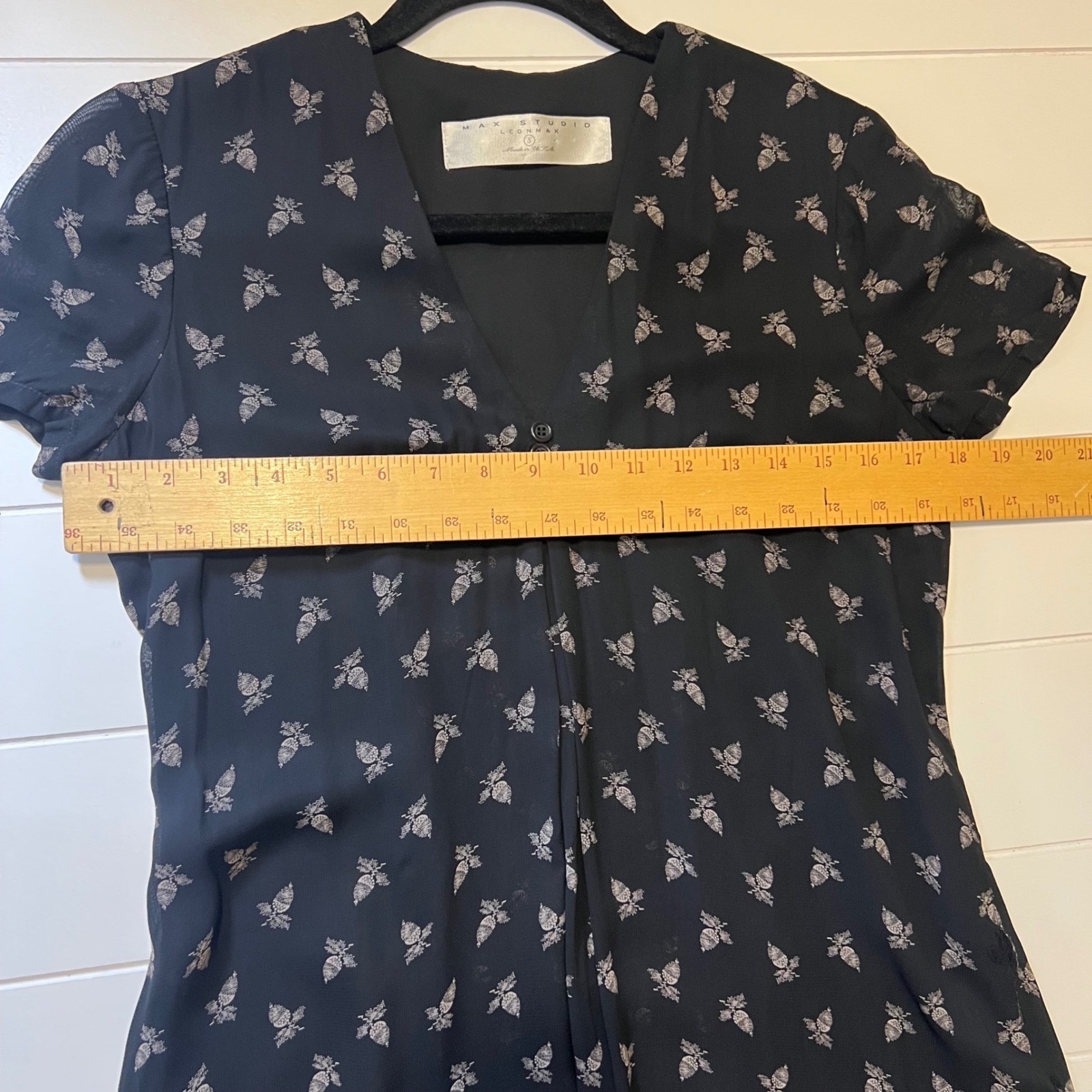 Max Studio Leon Max Black Acorn Print V-Neck Midi Dress Vintage 90s Style Small