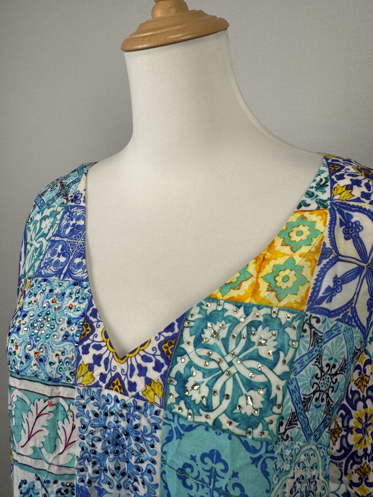 RUBY YAYA Multicolor Print Beaded Comfort Lightweight V-Neck Dress Sz S