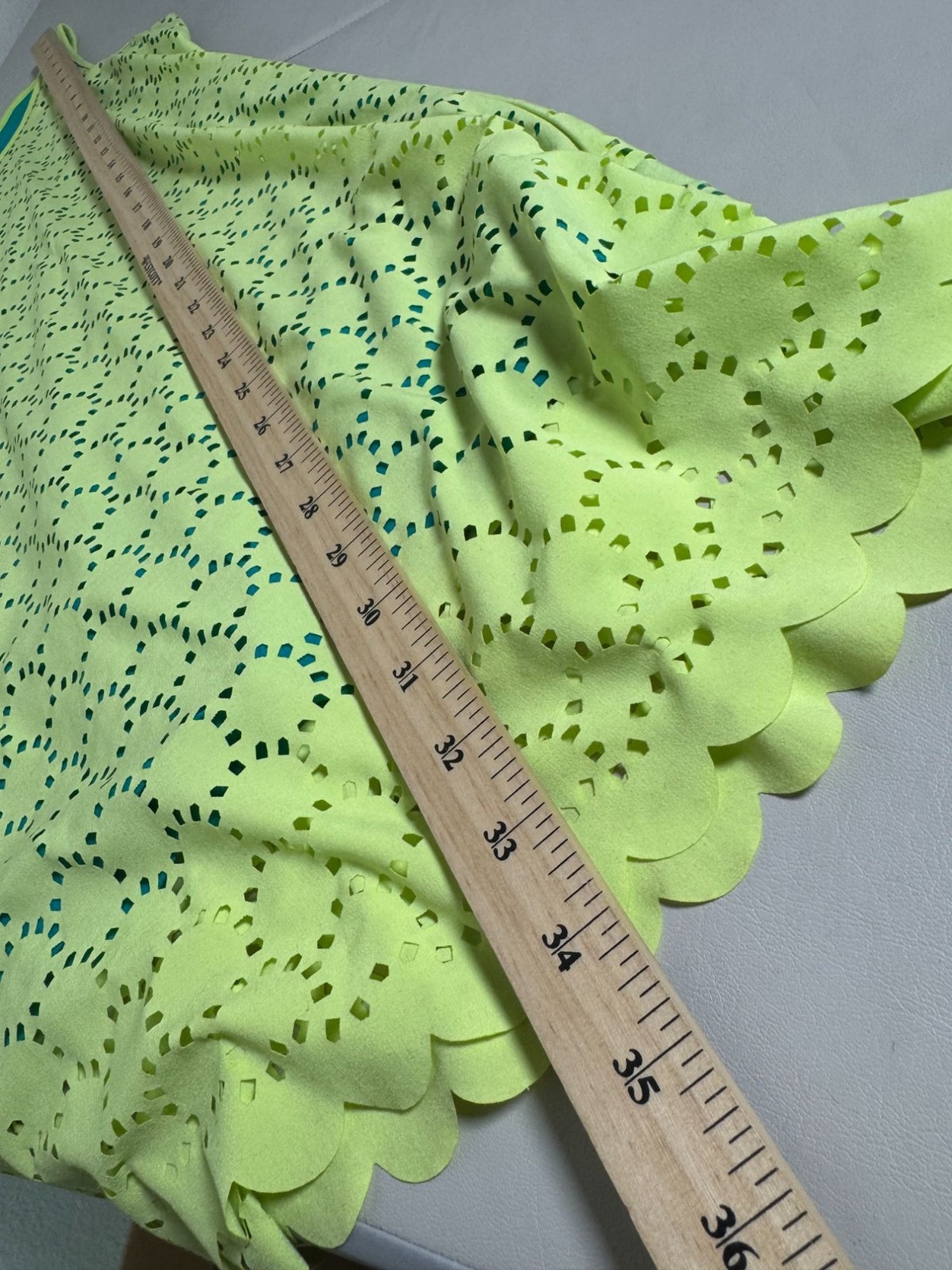 Tittle Nine Green Sleeveless Laser Cut Scalloped Hem Dress Size Small Lightweigh