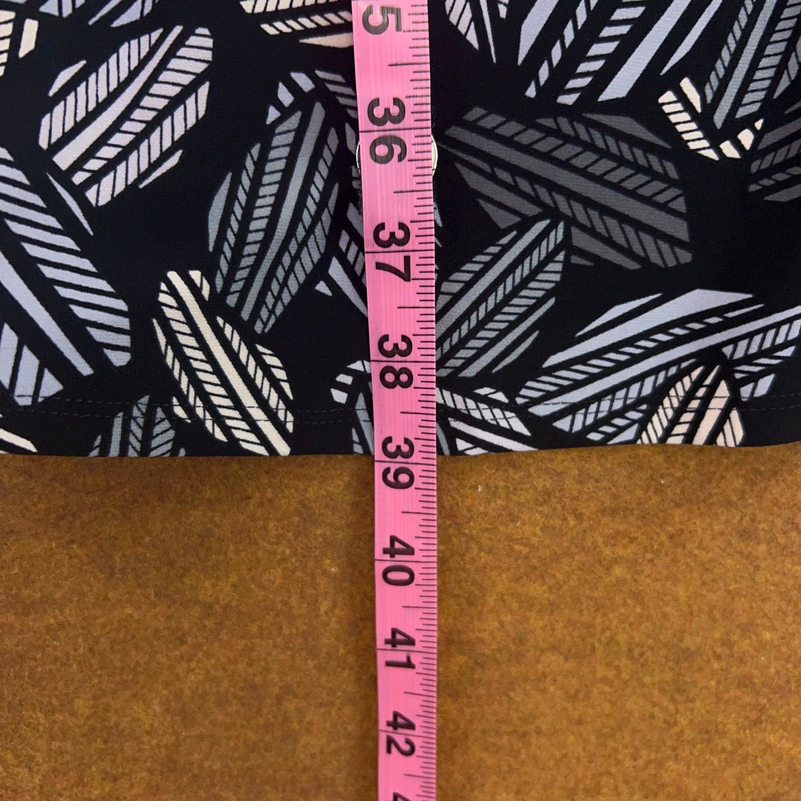 Anne Klein Womens Size 0X Black Grey Abstract Leaf Twist Front V-Neck Dress New