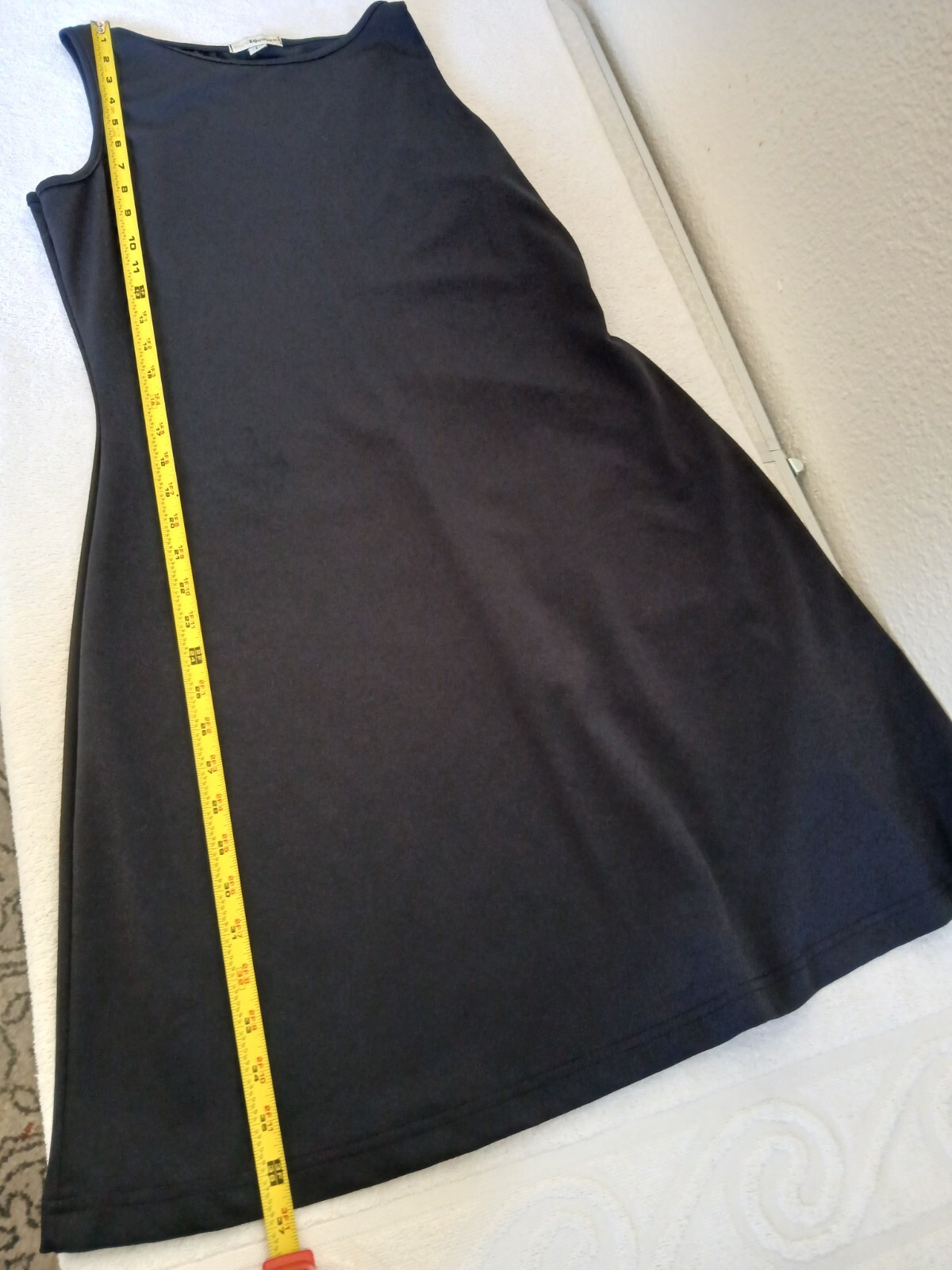 Basic Equipment Womens Black sleeveless dress Size large Round Neck Basic