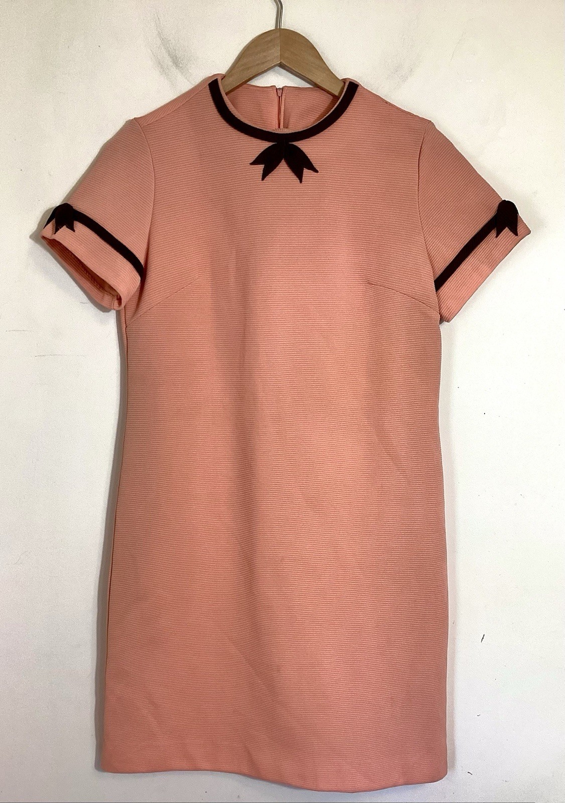 Handmade 60s Mod Retro Mini Shift Dress Size M Pink Salmon Contrast Bow Twiggy