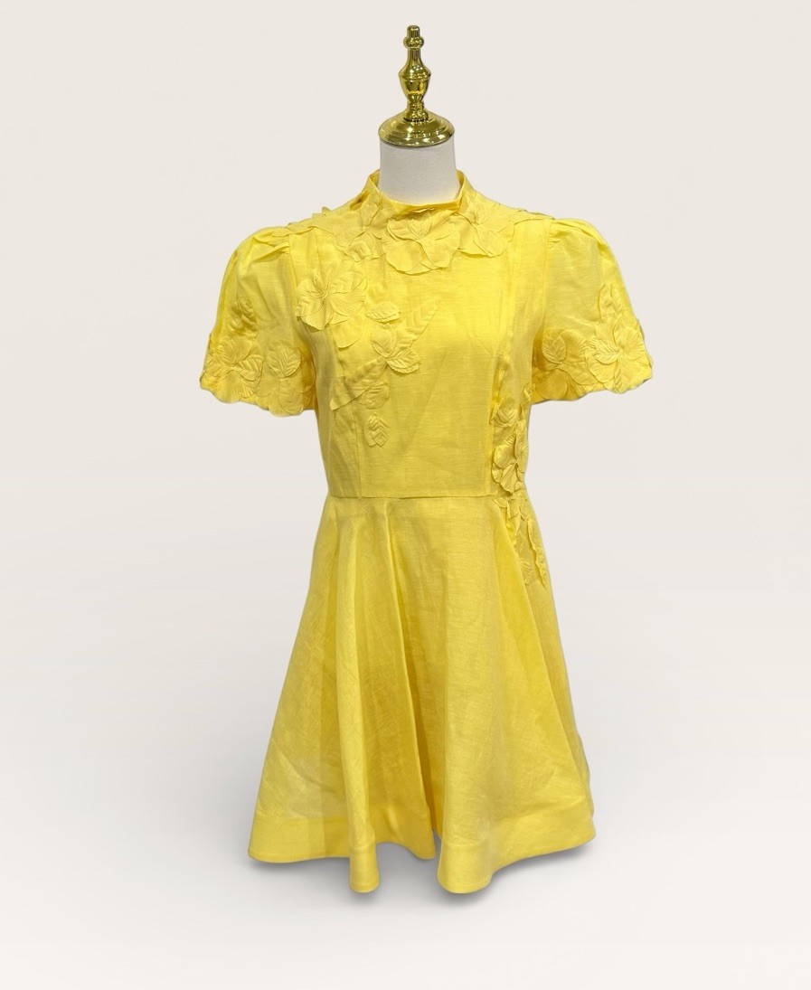 Antonio Melani SZ 10 Iris Linen Floral Appliqué Mockneck Dress Sunshine Yellow
