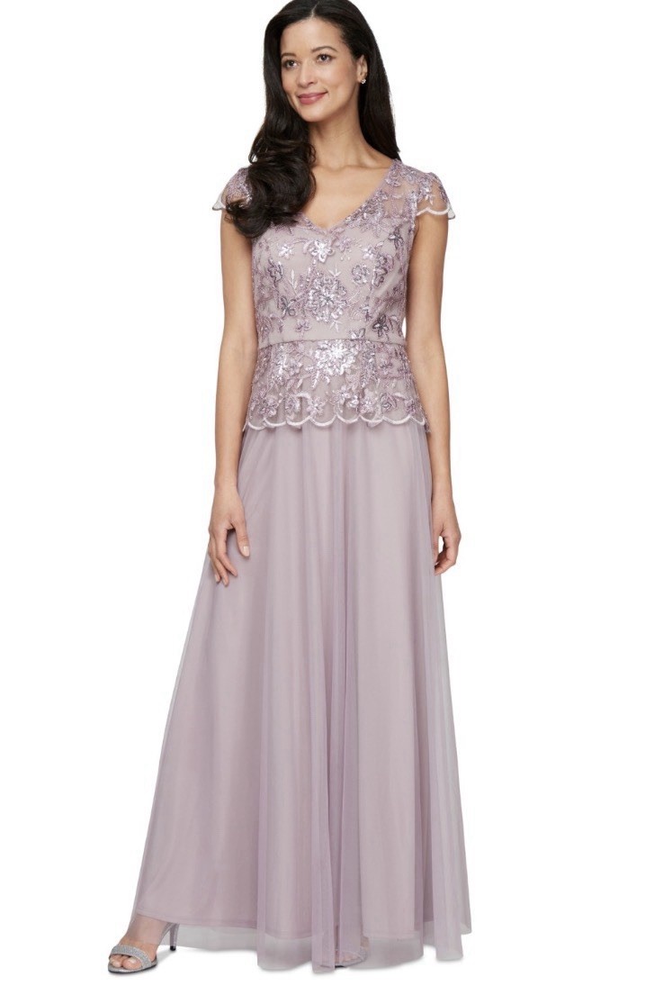 Alex Evenings Women’s V-Neck Cap-Sleeve Embroidered Gown – Wisteria