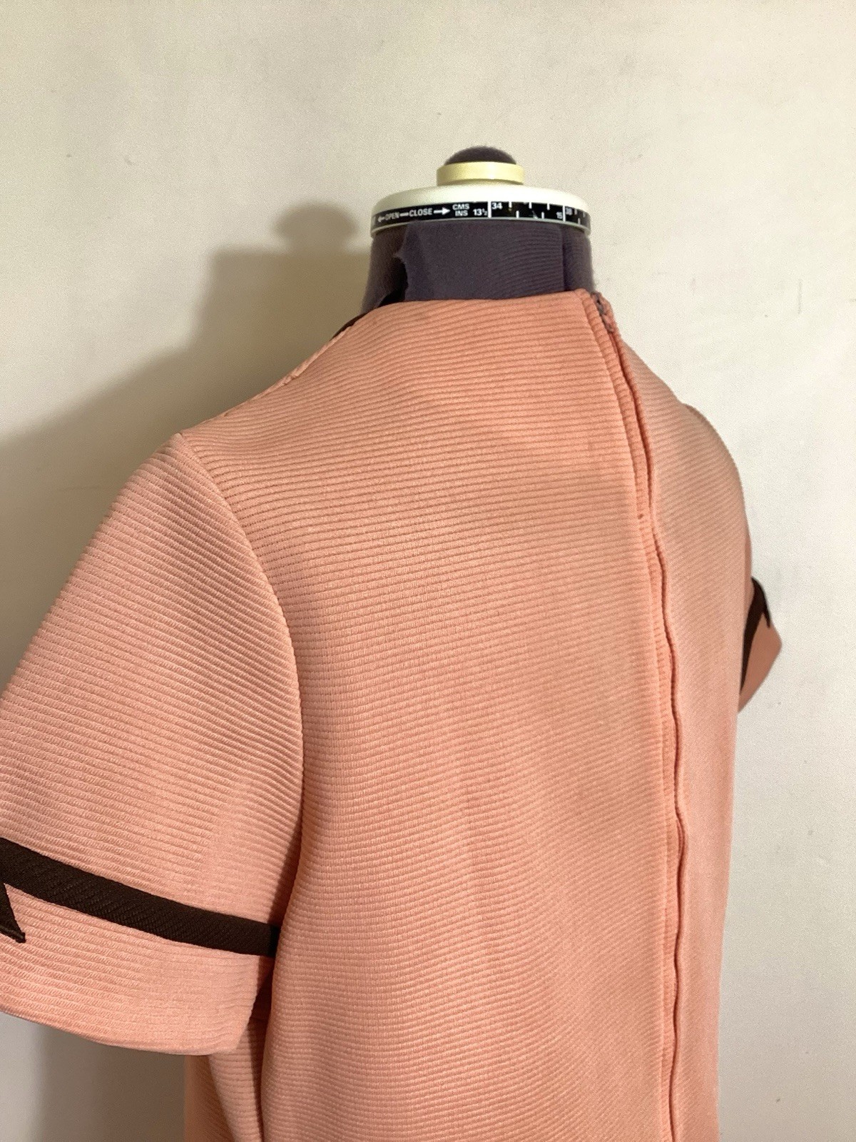 Handmade 60s Mod Retro Mini Shift Dress Size M Pink Salmon Contrast Bow Twiggy